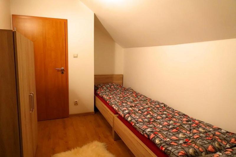 Chata pri jaskyni Bystrá Exterior foto